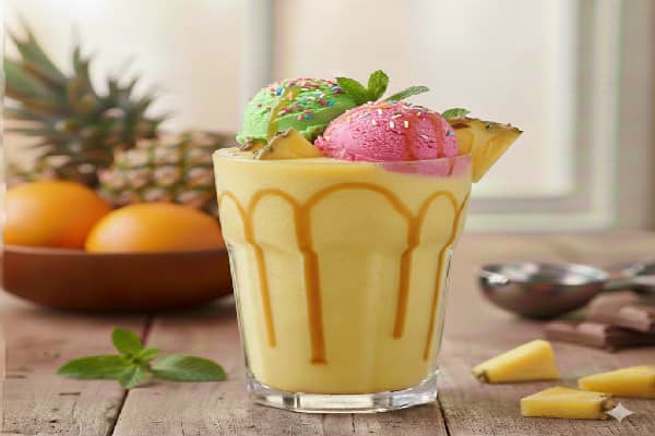 Pineapple Shake with Icecream